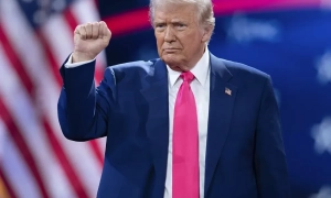 Вперше в історії НАТО попередить Китай за нарощування військової сили