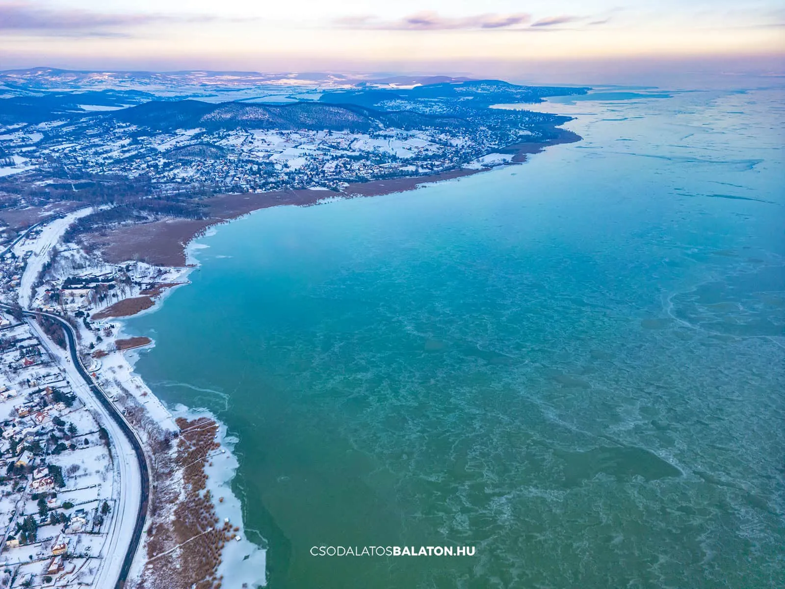 Найбільше озеро Угорщини замерзло уперше за дев’ять років