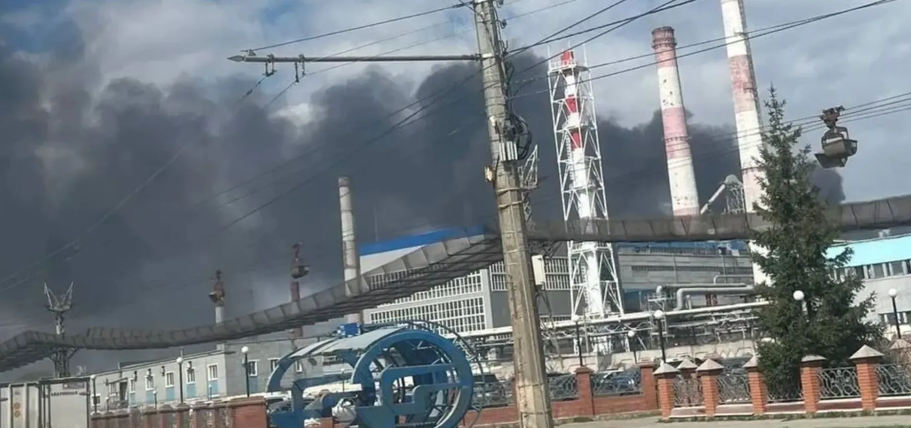 Супутники зафіксували наслідки удару по нафтохімічному заводу в Башкортостані РФ