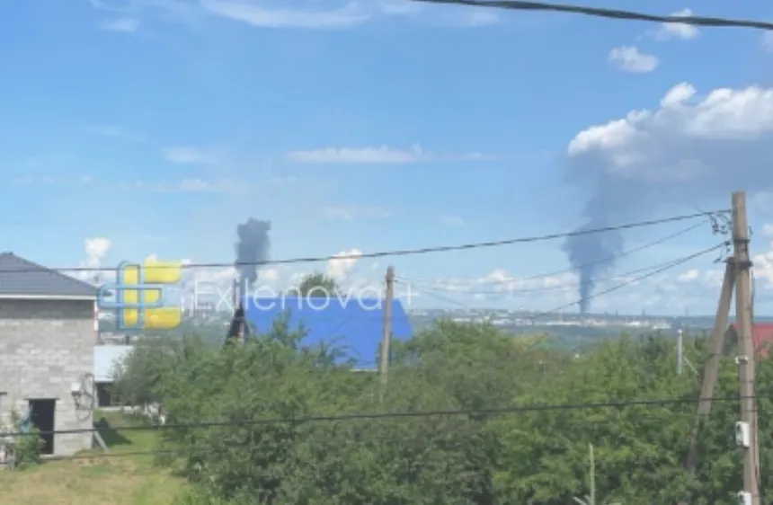 У російській Уфі дрони атакували нафтопереробний завод