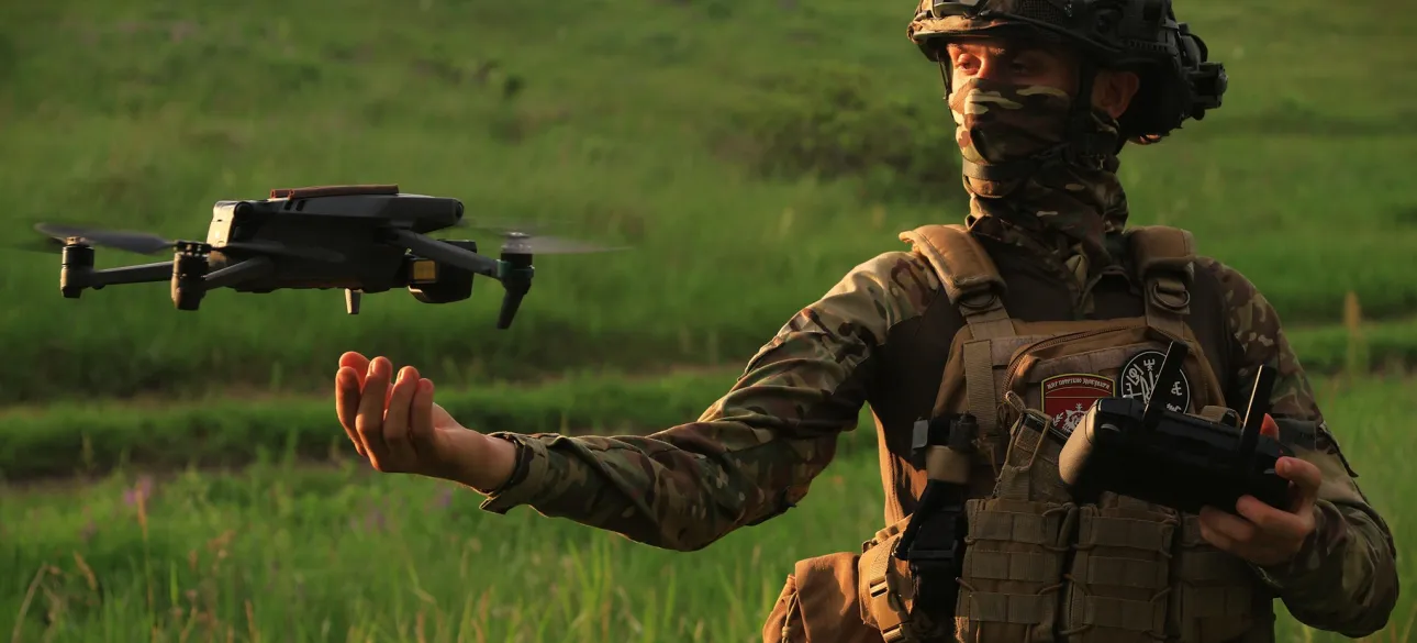 На Покровському напрямку аеророзвідка викрила росіянина, який видавав себе за кущ