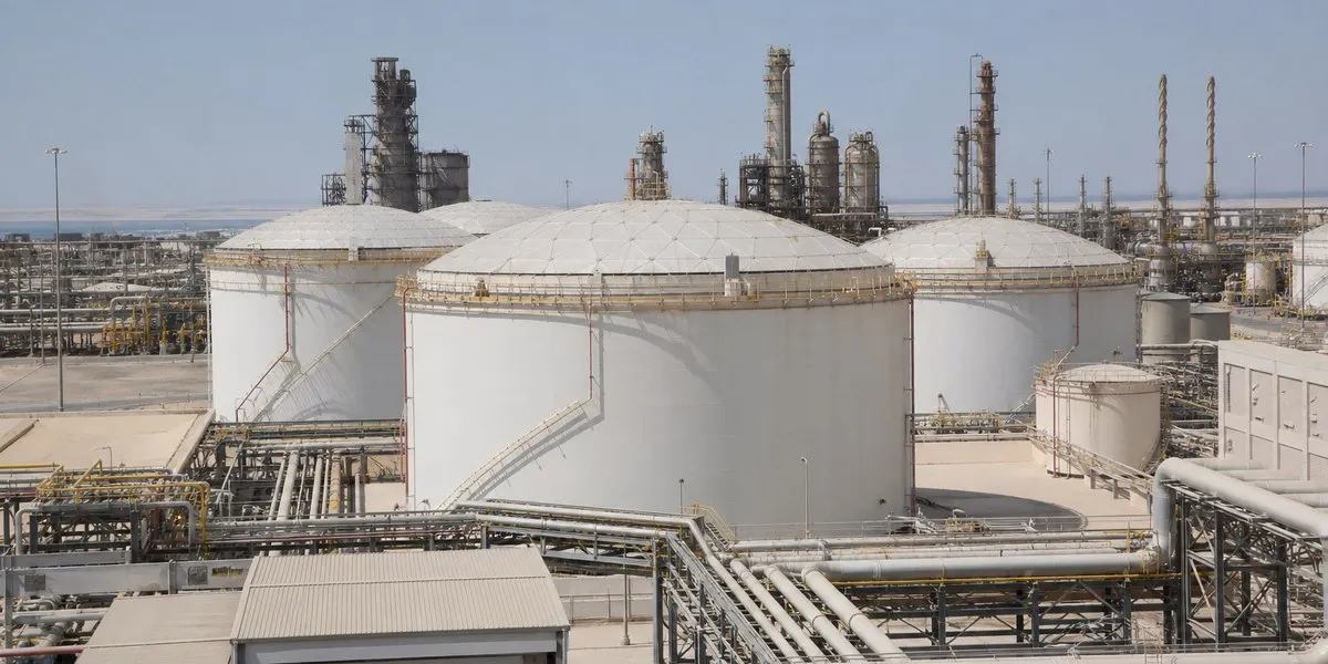 ADNOC in the UAE buys Iraqi oil at discounts of up to $27 per barrel