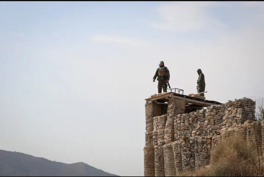 Нове загострення: Афганістан відкрив вогонь по літаках Пакистану над Кабулом