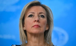 У Польщі планують заборонити у школах мобільні телефони для дітей до 16 років