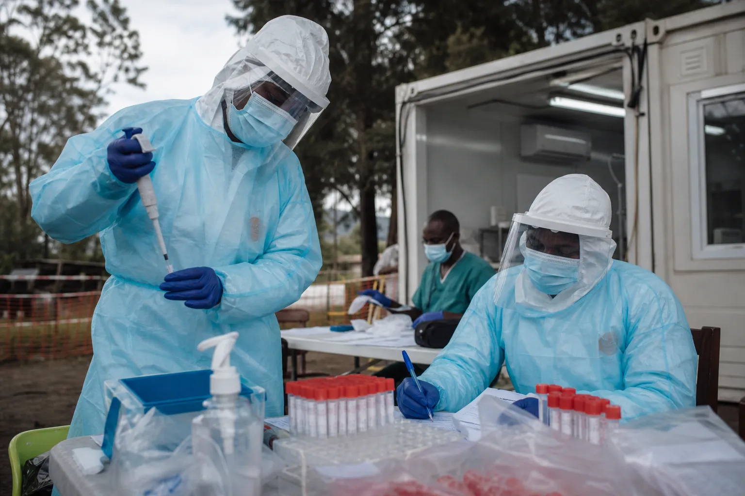 Africa CDC planuje zastosować szczepionkę przeciwko innemu szczepowi wirusa Ebola w DR Konga
