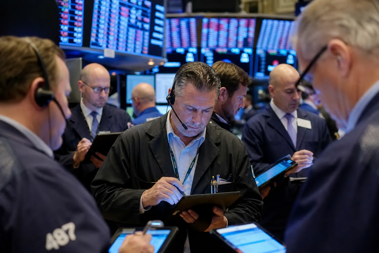 CNBC: звітність Nvidia, Salesforce і CrowdStrike посилила оптимізм щодо інвестицій у ШІ