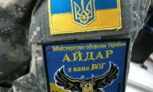 Відео: троє українських воїнів-айдарівців повернулися із позиції, яку тримали 75 днів