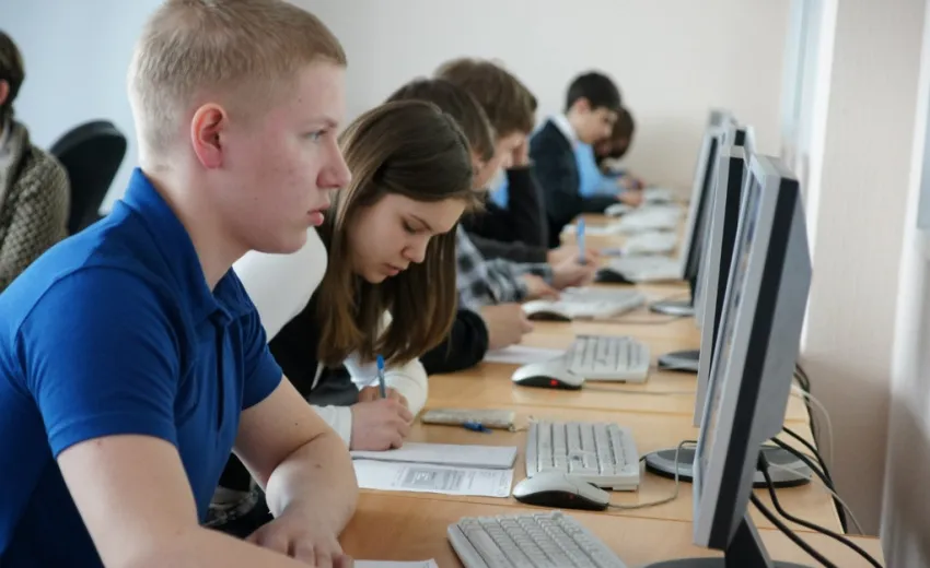 В УЦОЯО пояснили, чи були на НМТ завдання поза шкільною програмою та підступні питання