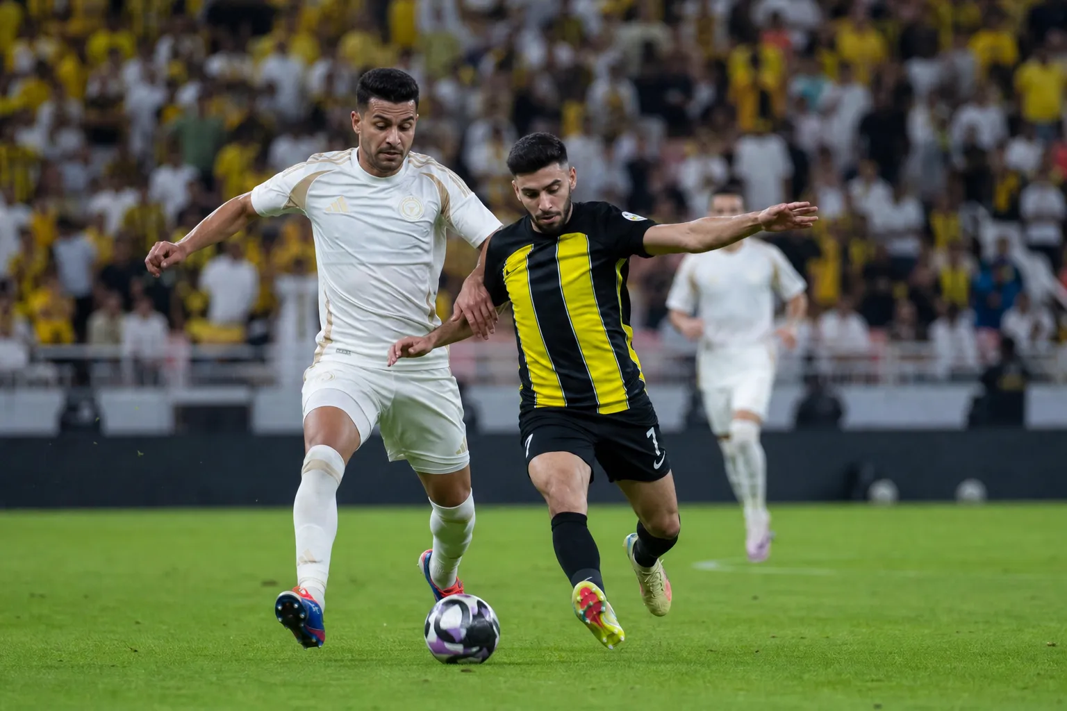 Al-Qadsiah zrównało się z Al-Hilal i Al-Nassr w lidze saudyjskiej