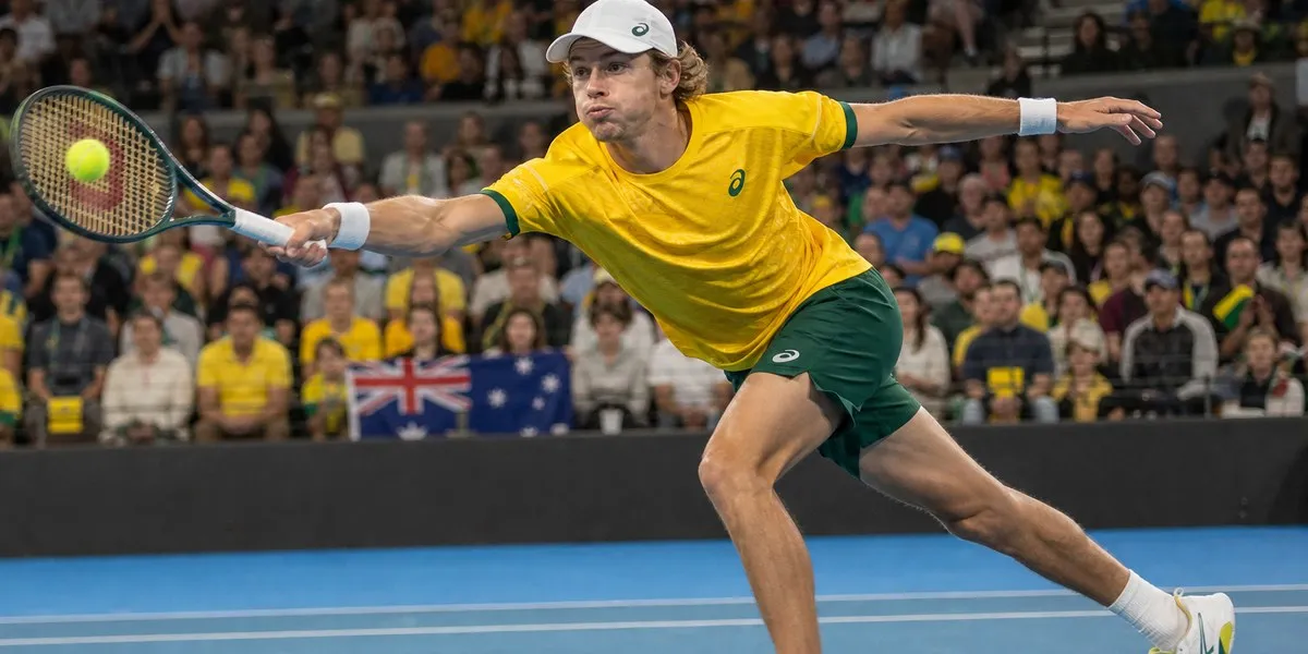 Alex de Minaur defeats Max Kasnikowski in Brisbane — ABC News Australia