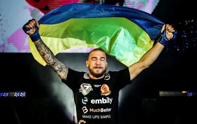 «Закрийте роти»: боєць Амосов емоційно підкреслив різницю між війною і спортом