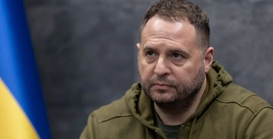 Єрмак пов'язує оголошену йому підозру із публічним тиском на правоохоронців