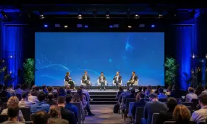 Facebook и Instagram будут удалять фейки о китайском коронавирусе
