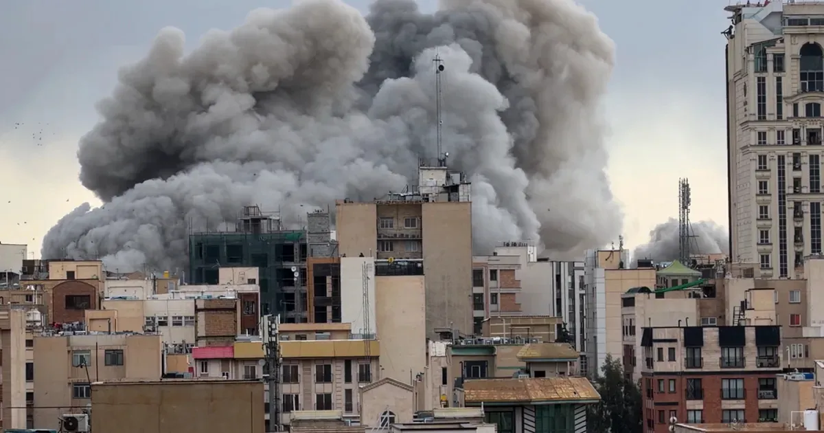 Біржі ОАЕ знову відкриваються після двох днів паузи