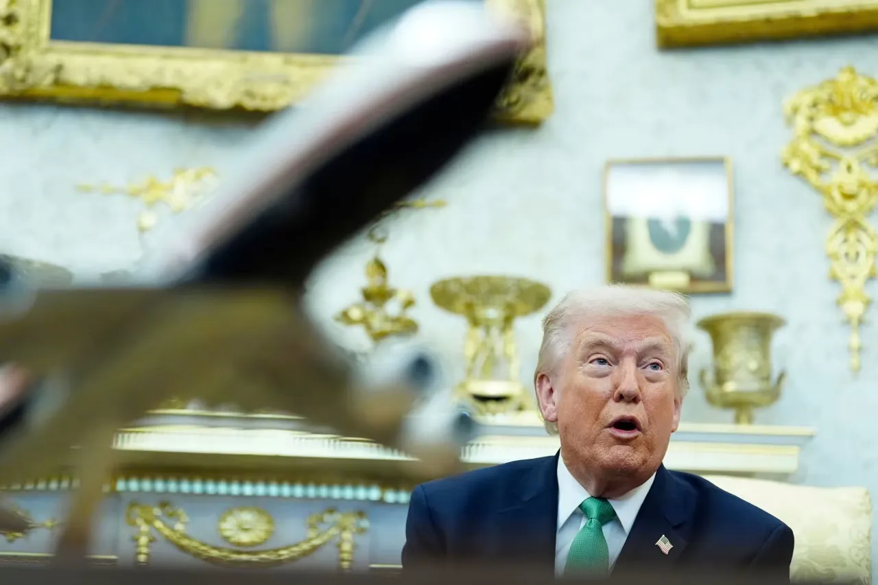 Трамп закликає союзників США взяти відповідальність за Ормузьку протоку