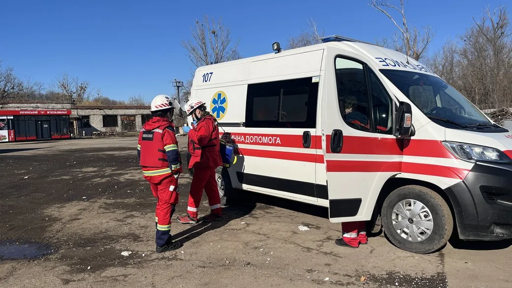 РФ вдарила по Чугуєву, є поранені та пошкодження нфраструктури