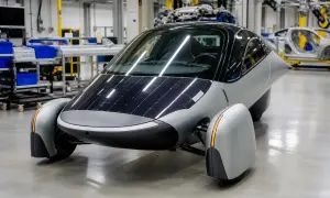 We wrześniu Tesla zaprezentuje elektryczną ciężarówkę Semi na rynek europejski