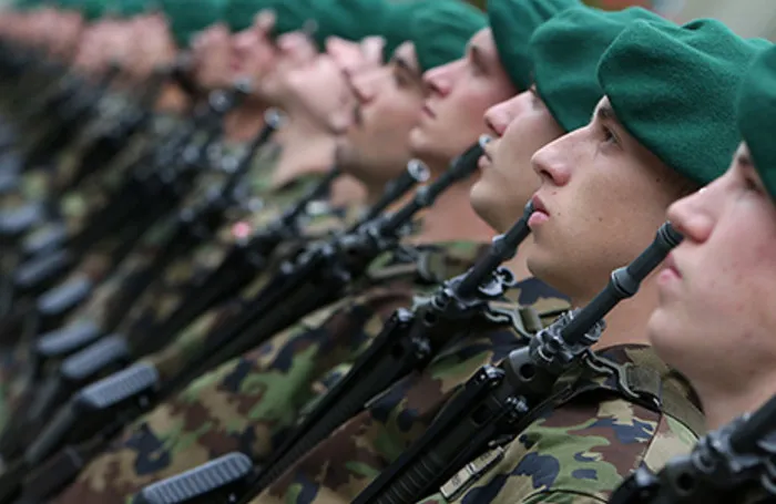 Швейцарія проведе референдум щодо обов’язкової цивільної служби, — Euractiv