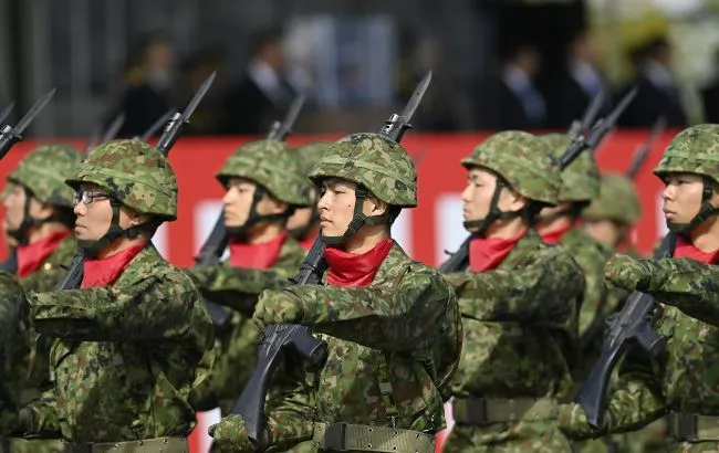 Японія виділяє рекордний бюджет на оборону у відповідь на загрози Китаю