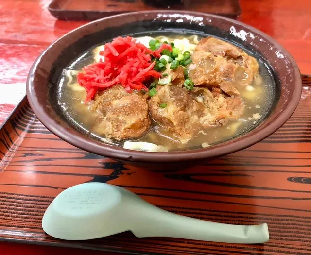 У Японії на острові Окінава 17 жовтня святкують День окінавської соби