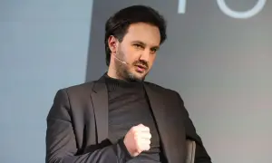 У Києві посадовця комунального підприємства викрили на завищенні цін при закупівлі автівок