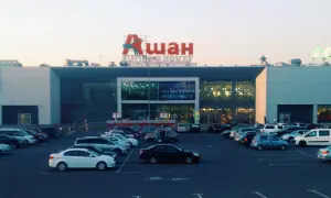 Відео: Росіяни атакували FPV-дроном пасажирський автобус у Запоріжжі