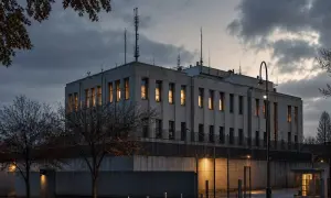 派克律师称执行团队对静脉状况存疑——《卫报》