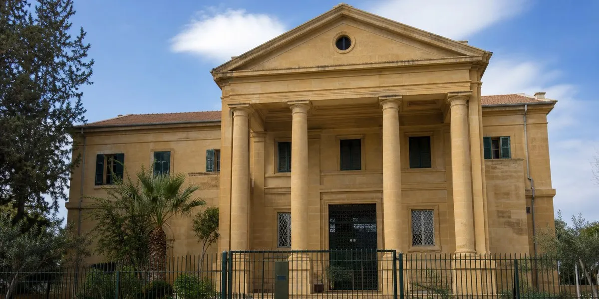 阿瓦库姆修道院案证人称宗教恍惚状态系伪装 — Cyprus Mail