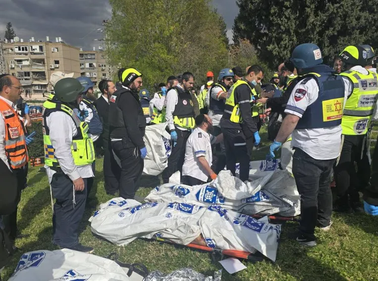 Іран вдарив ракетами по Бейт-Шемеш і Ізраїлі, є загиблі та поранені