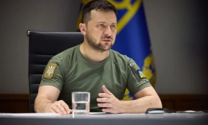 Оприлюднене відео нічної атаки надводних безпілотників на Севастопольську бухту