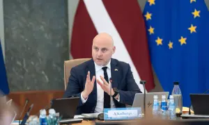Майбутня королева Іспанії завершила підготовку десантниці (відео)