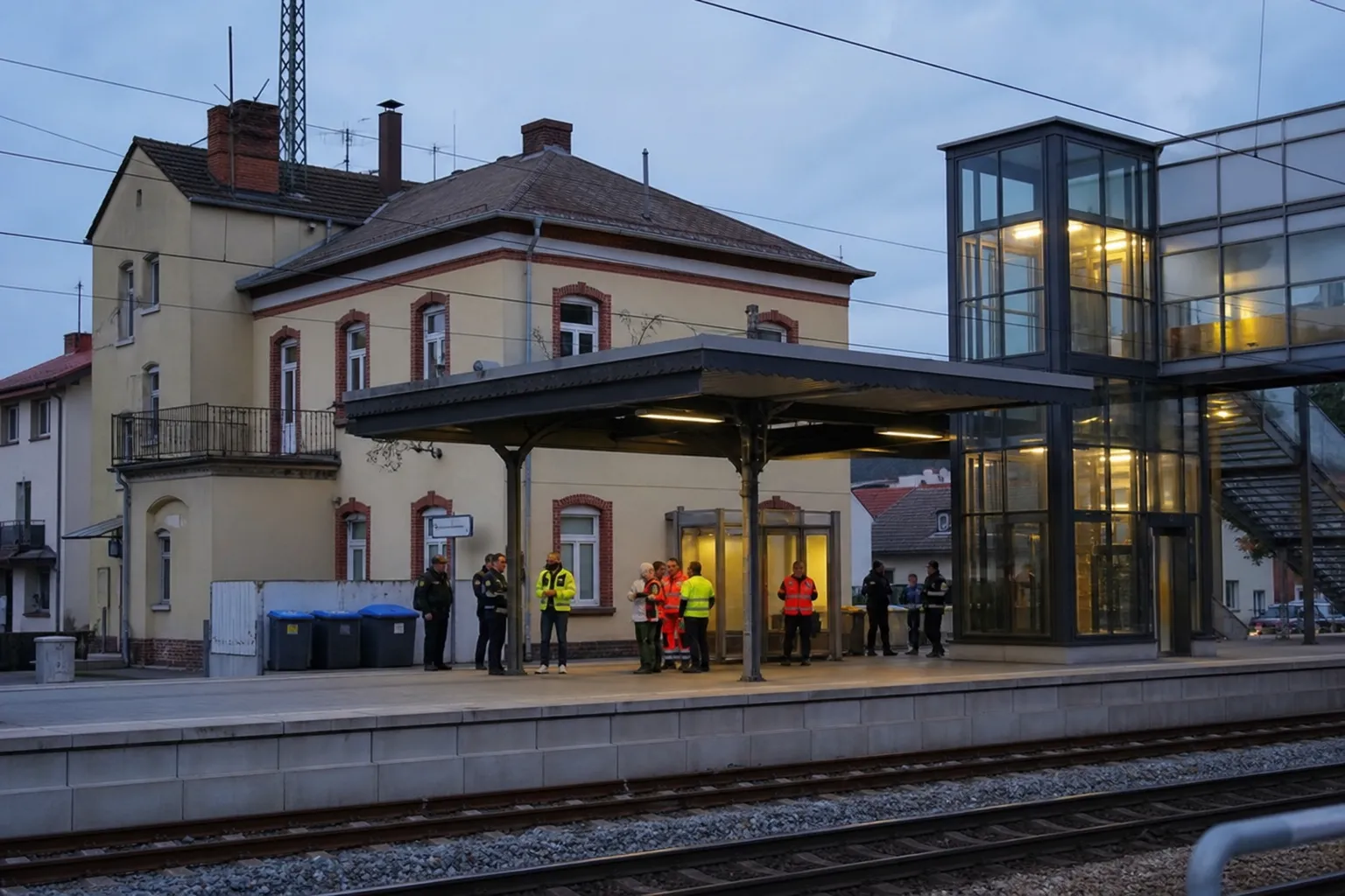 W Bawarii ewakuują budynki z powodu podejrzanego przedmiotu na torach kolejowych