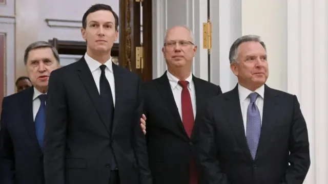 Радники Трампа провели закриті переговори з представником Росії щодо України