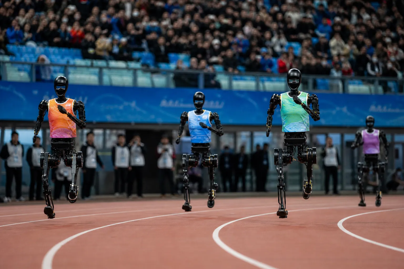 Pekin twierdzi, że humanoidalne roboty pobiły ludzkie rekordy