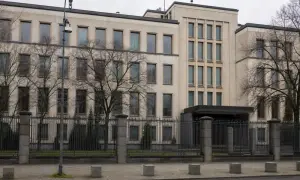 Протесты обвалили рейтинг Макрона