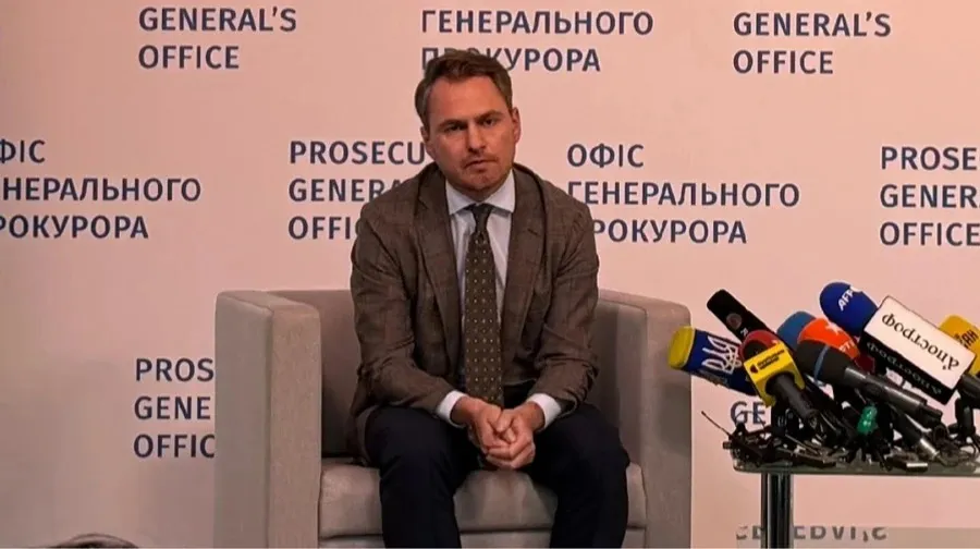 Kravchenko published the notice of suspicion against NABU Director Kryvonos