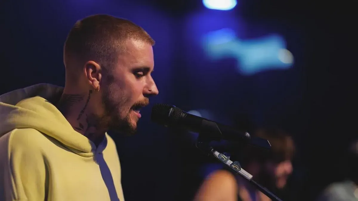 Після 4 років тиші Бібер виступить на Grammy 2026