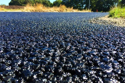 Через війну на Близькому Сході світ стикнувся з дефіцитом бітуму, — FT
