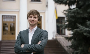 Дієтична їжа та заборона снеків: в Україні набув чинності санітарний регламент для шкіл