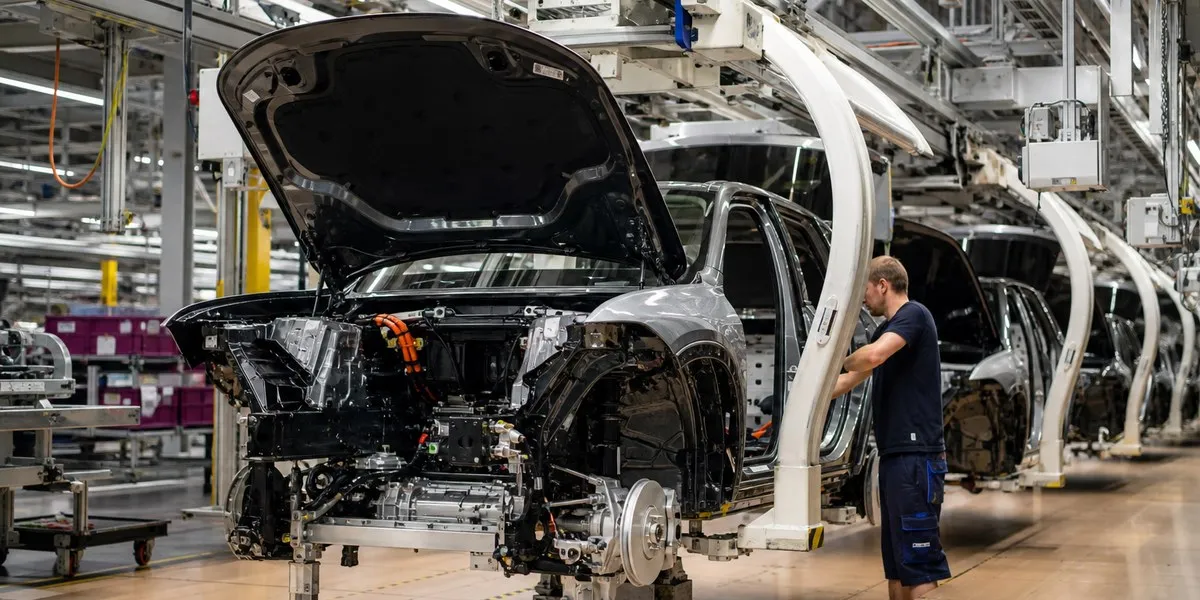 BMW перевела завод iX3 в Венгрии на круглосуточную работу — InsideEVs