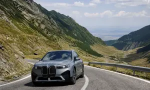 The JCB Hydromax set a speed record among hydrogen-powered cars