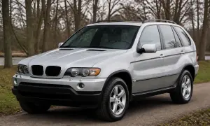 BMW и Kith представят X5 E53 с двигателем V10 от M5 и механической коробкой передач