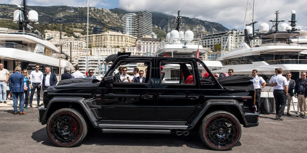 Brabus unveils an 888-hp convertible based on the Mercedes-AMG G 63 in Monaco — Motor1
