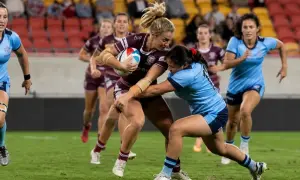 Melbourne tops AFLW after victory over Carlton — ABC News Australia