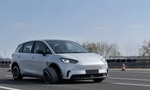 Hyundai вывела на рынок Китая электромобиль за $15 тысяч