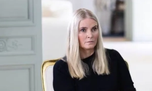 Британія зняла санкції з російського банкіра-втікача