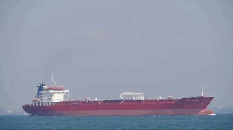 Три судна проігнорували попередження США в Ормузькій протоці