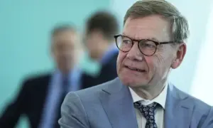 Латвія зупиняє видачу посвідок на проживання росіянам і білорусам 
