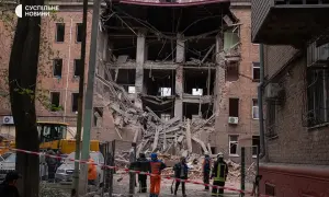 Відео: У Казані новітній російський дрон «Альтаїр» врізався у будинок