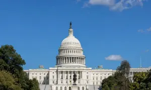 Британия предупредила Россию о серьезных санкциях в случае вторжения в Украину